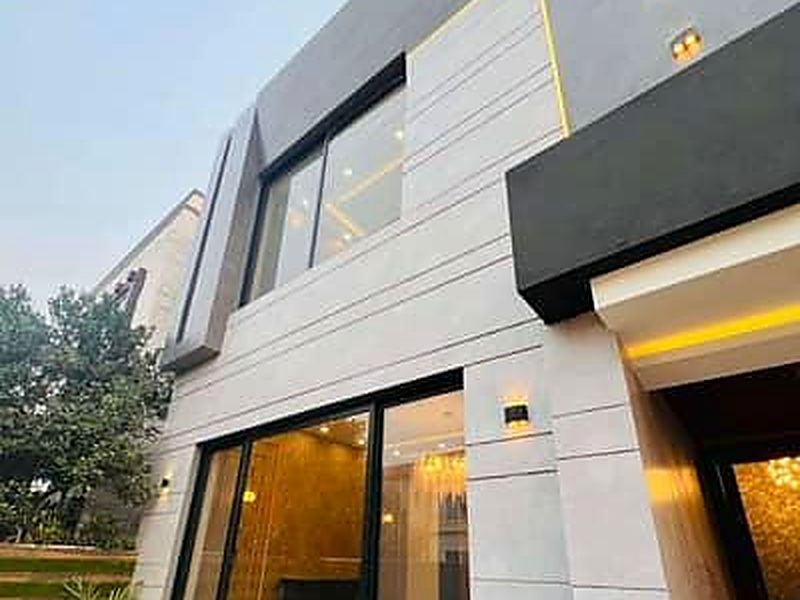Modern window installation